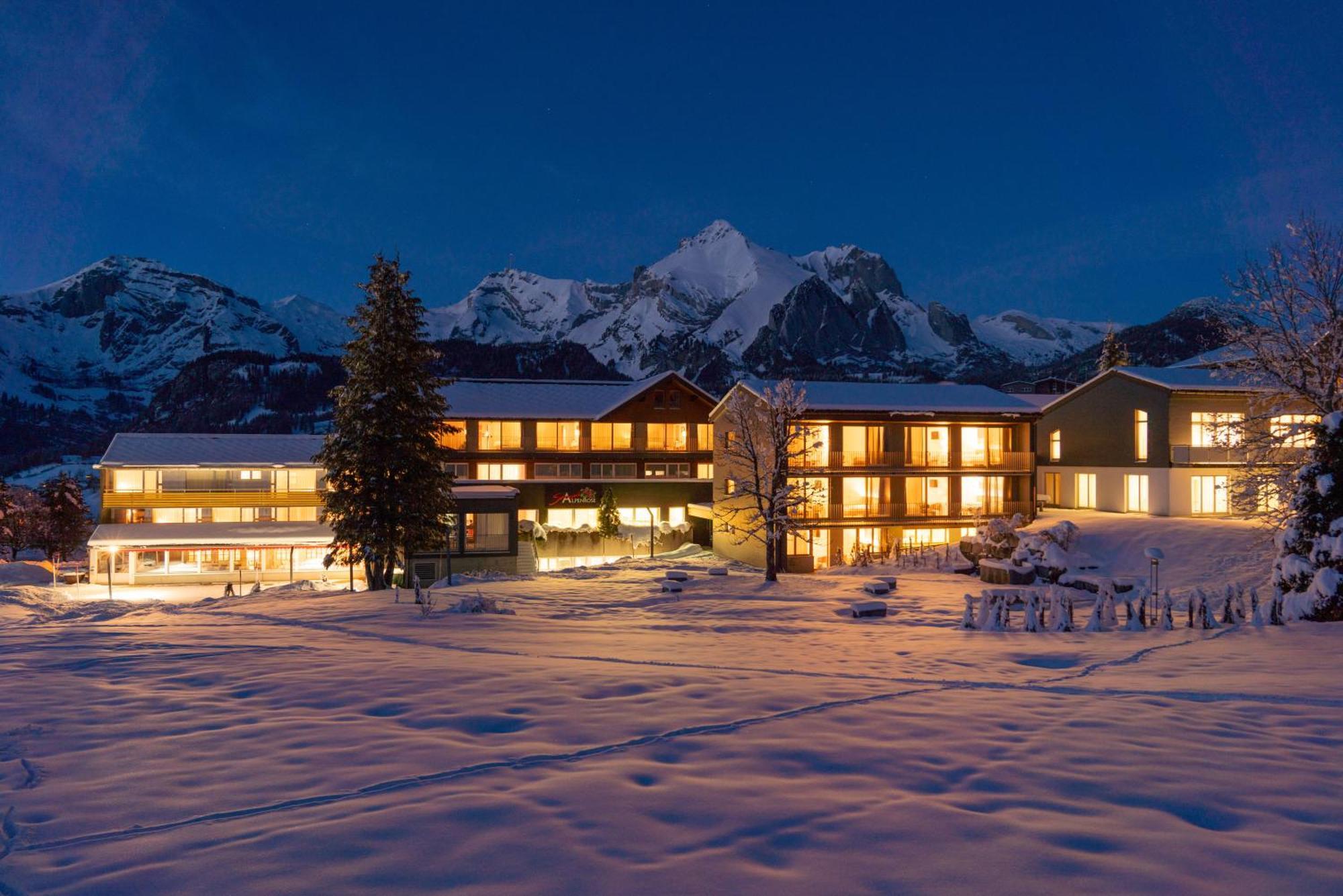Hotel Stump's Alpenrose Wildhaus Exterior foto