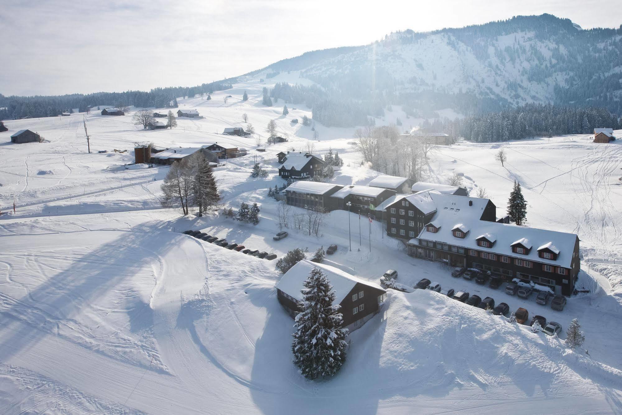Hotel Stump's Alpenrose Wildhaus Exterior foto